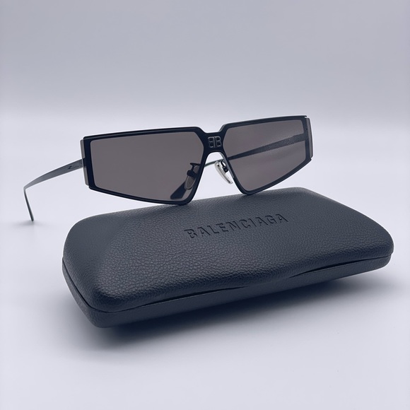 BALENCIAGA BB0192S 001 Black/Grey Unisex Sunglasses only worn twice! - Picture 6 of 10